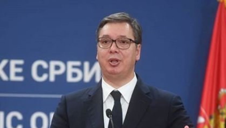 Vučić: Pojedini političari zarobljeni u devedesetim
