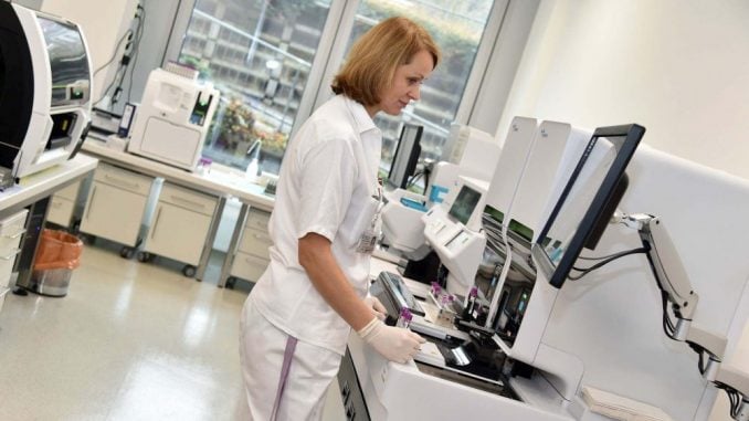 Fond za nauku izdvojio dva miliona evra za istraživanje korona virusa