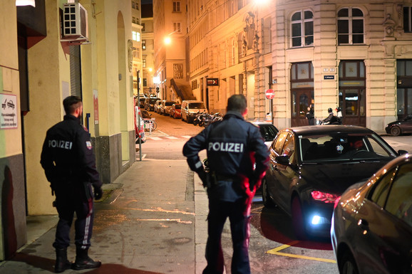 Nekoliko osoba ranjeno kod sinagoge u Beču