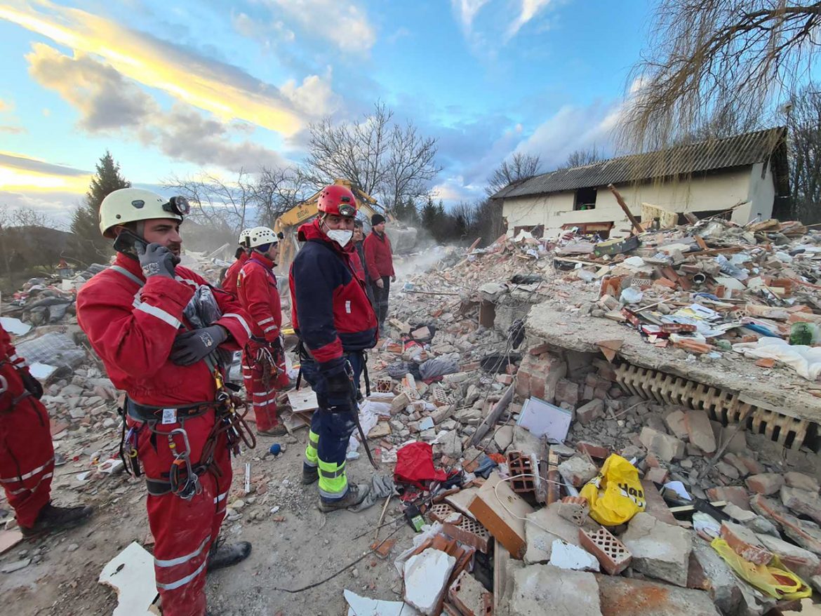U Hrvatskoj 2. januara Dan žalosti za žrtve zemljotresa