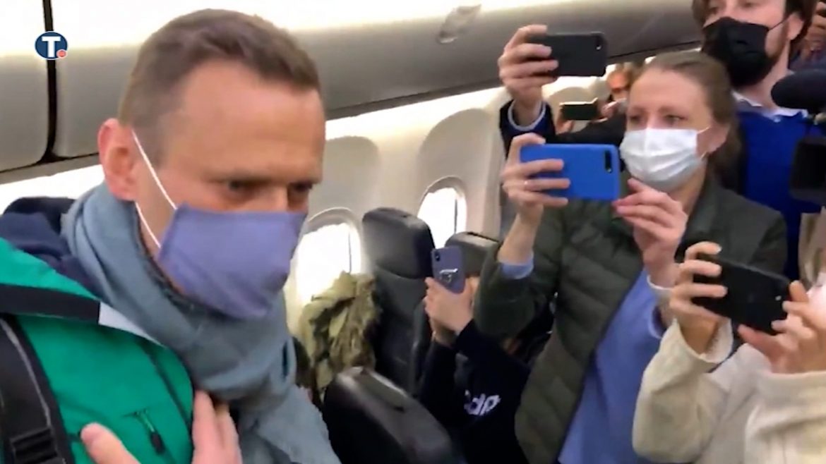 Navaljni nema kontakt sa advokatima