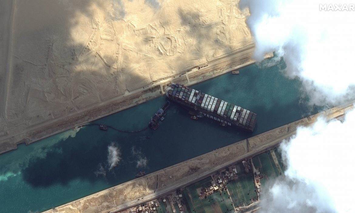 Oslobođen brod „Ever Given“ koji je blokirao Suecki kanal
