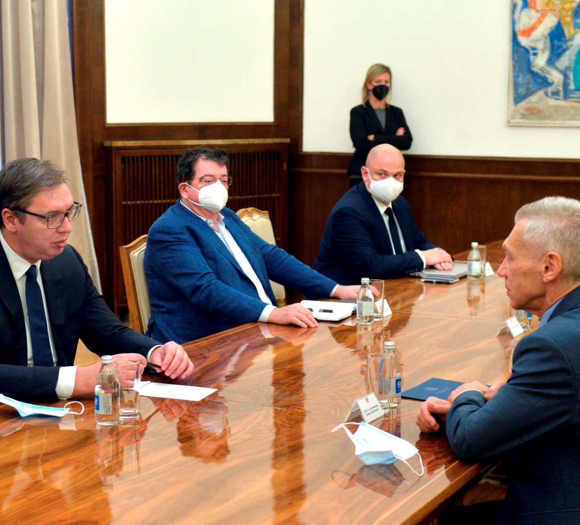 Vučić zahvalio ruskom ambasadoru za novih 100.000 Sputnjik vakcina