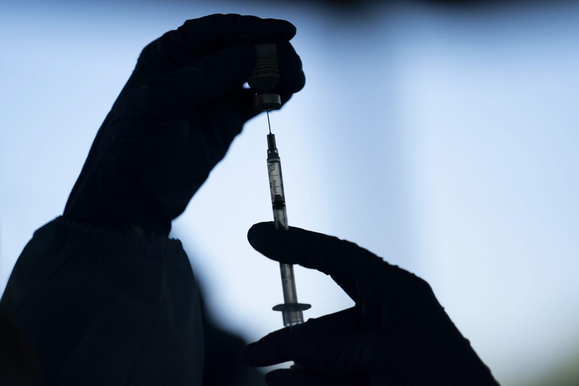 U Šumadijskom okrugu dato više od 90.000 doza vakcina