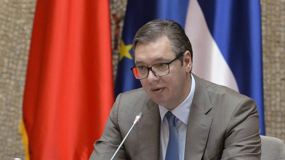 Vučić: Večeras odluka o prikazivanju snimaka zločina