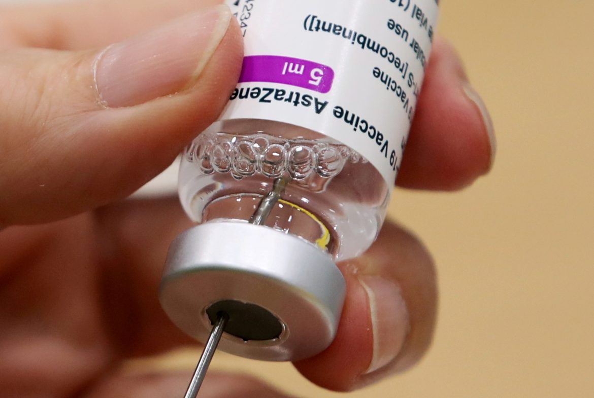 Španija ispituje uticaj mešanja različitih vakcina protiv koronavirusa