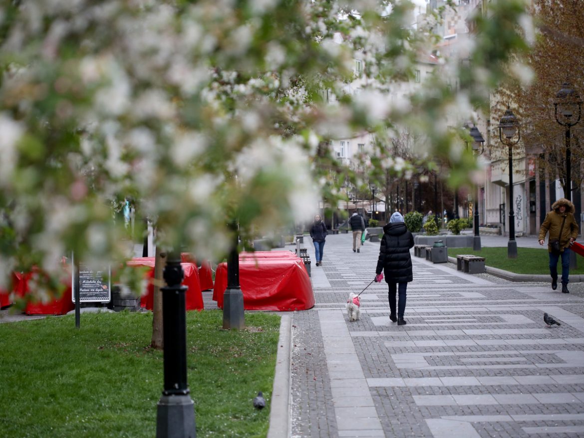 Danas promenljivo oblačno i malo toplije, popodne kiša