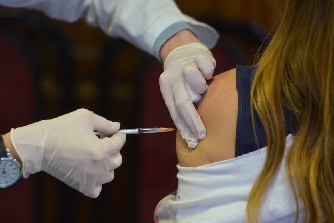Epidemijska situacija povoljnija zahvaljujući vakcinama, ali i dalje potreban oprez