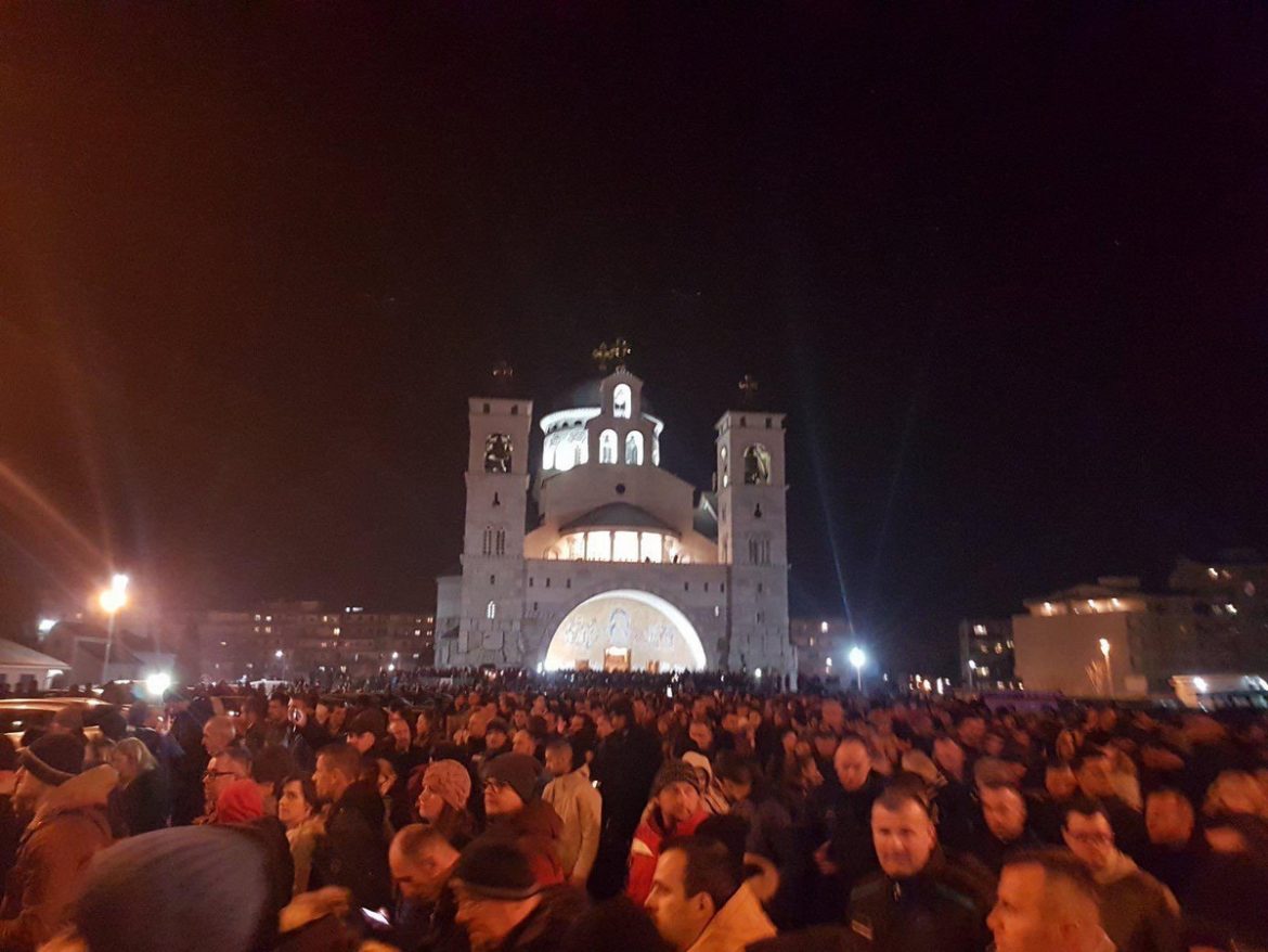 Hramovi u Crnoj Gori puni vernika,uskoro potpisivanje ugovora sa SPC