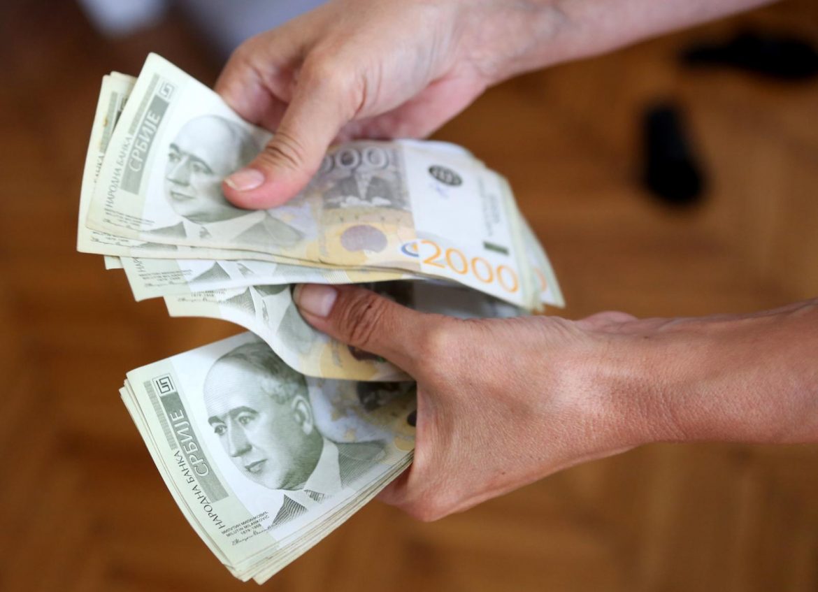 Kreće isplata državne pomoći treće polovine minimalne zarade iz budžeta Srbije