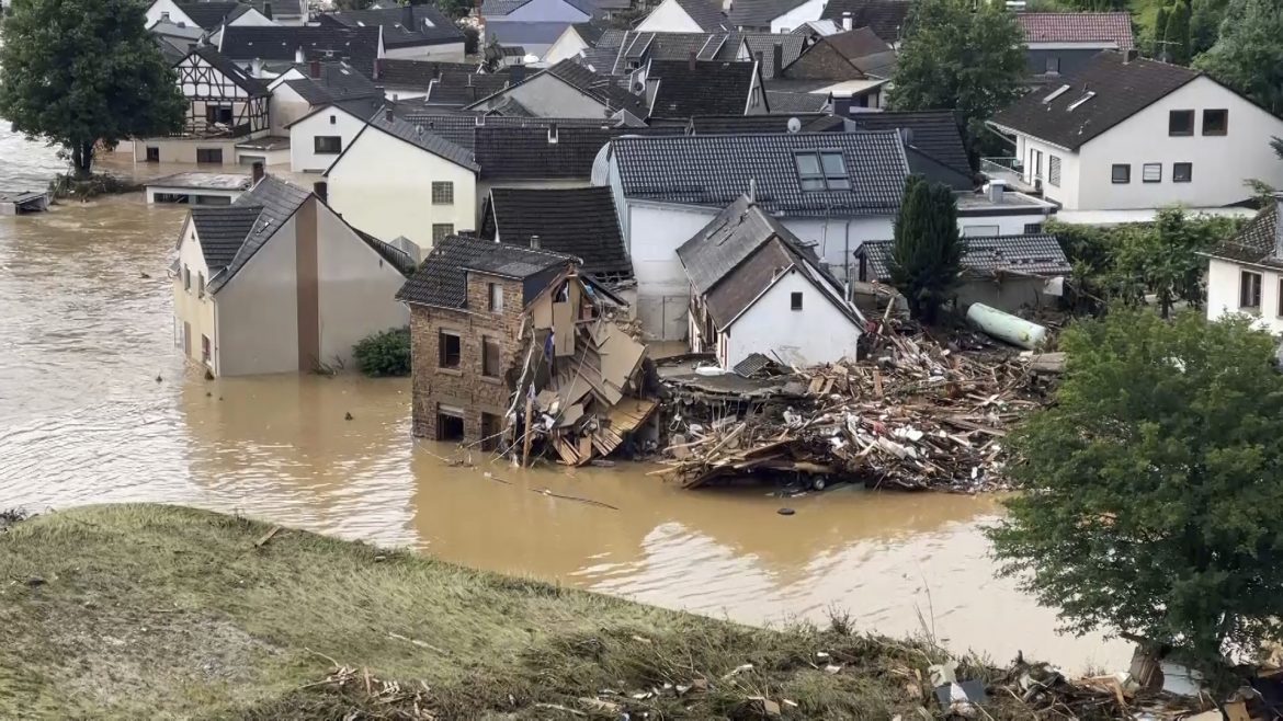 Nemačka: Još se traga za više od hiljadu ljudi nestalih tokom poplava