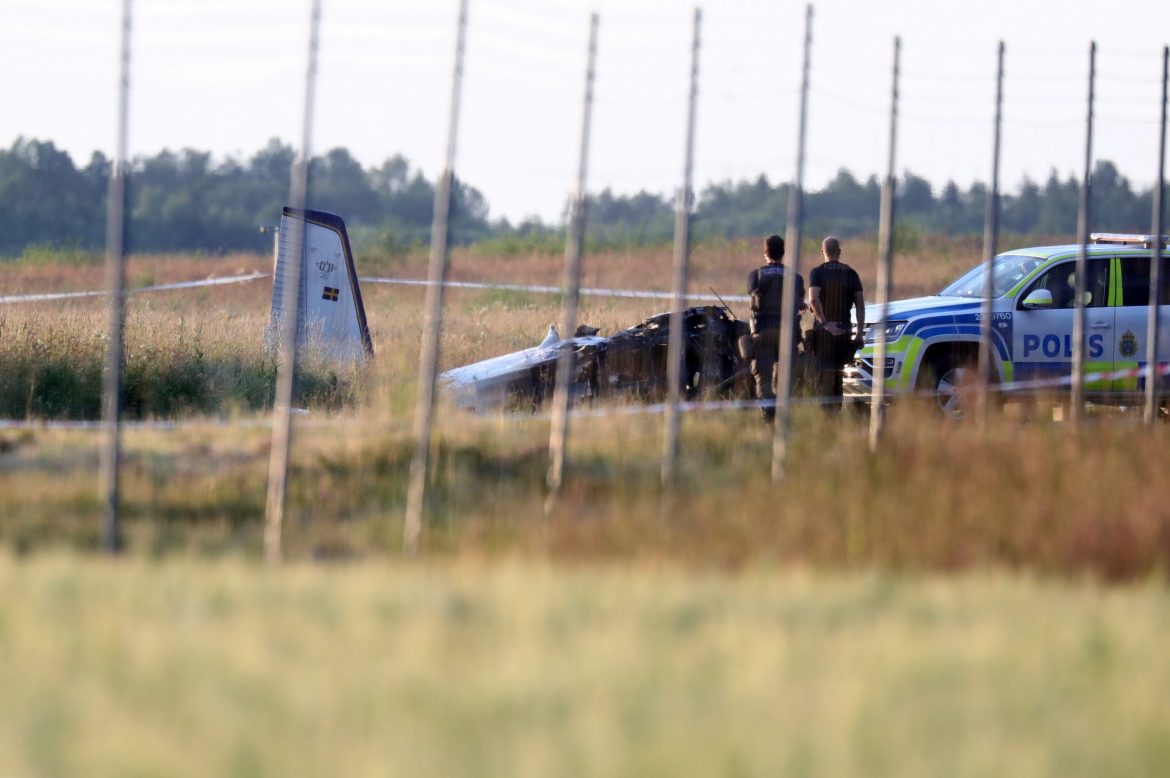U padu aviona u Švedskoj poginulo devet osoba