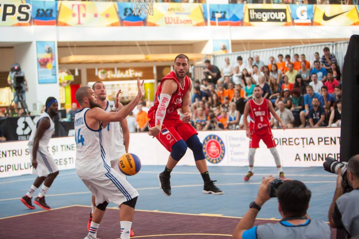 Basket reprezentacija Srbije krenuli u Japan