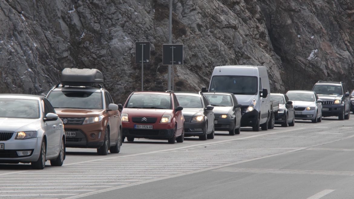 AMSS: Pojačan saobraćaj na auto-putevima