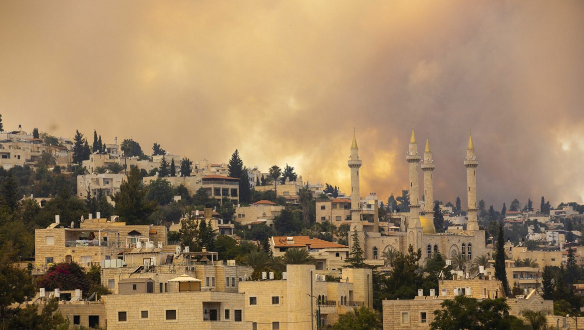 Požar kod Jerusalima bukti već treći dan