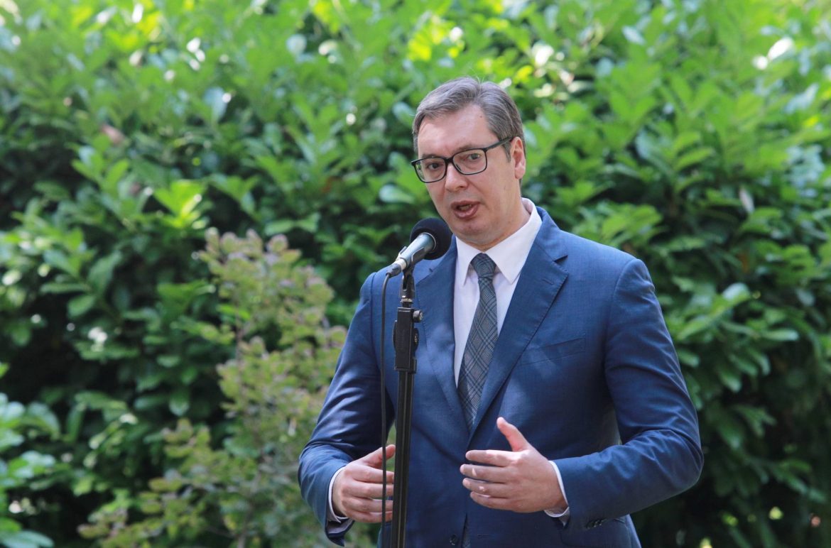 Vučić: Brine broj novozaraženih, slušaćemo struku ali i poštovati Ustav