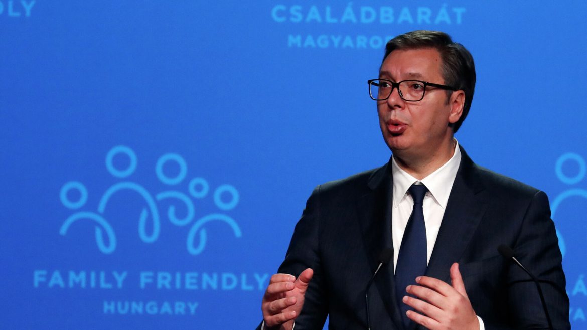 Vučić: „Uskoro predstavljanje mera demografske politike“