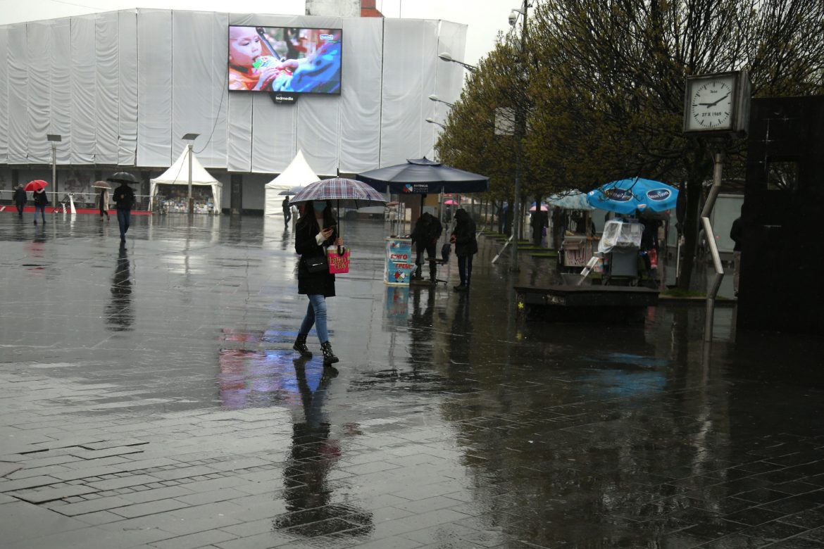 Danas oblačno uz povremenu kišu, temperatura do 24 stepena