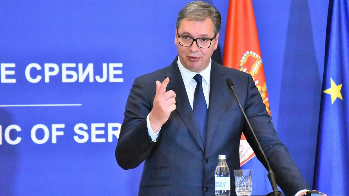 Vučić: Rosu se povlači sa Jarinja i Brnjaka