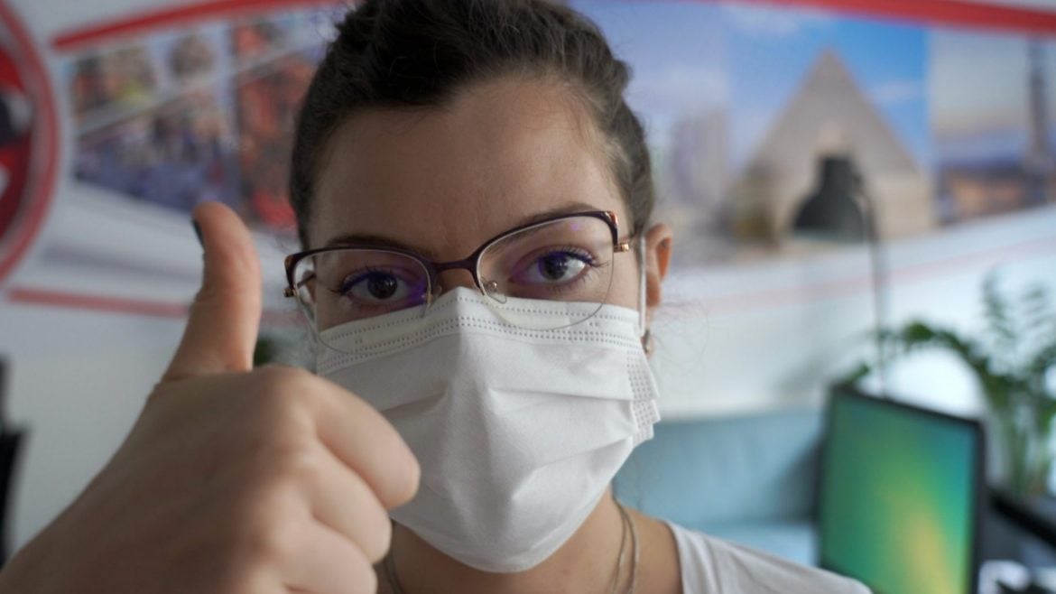 Studija: Vakcinisane osobe bi trebalo da nose maske