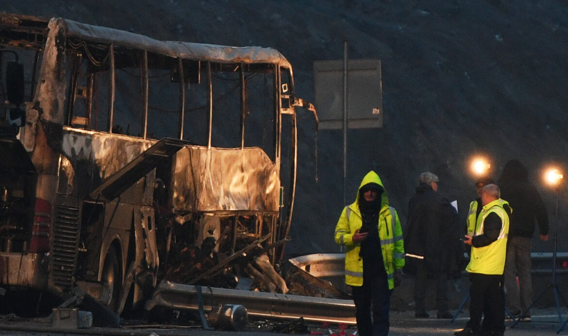 Autobus koji je izgoreo u Bugarskoj nije imao licencu za prevoz putnika