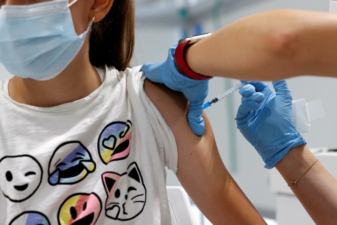 EMA preporučila odobrenje Fajzerove vakcine za decu od pet do 11 godina