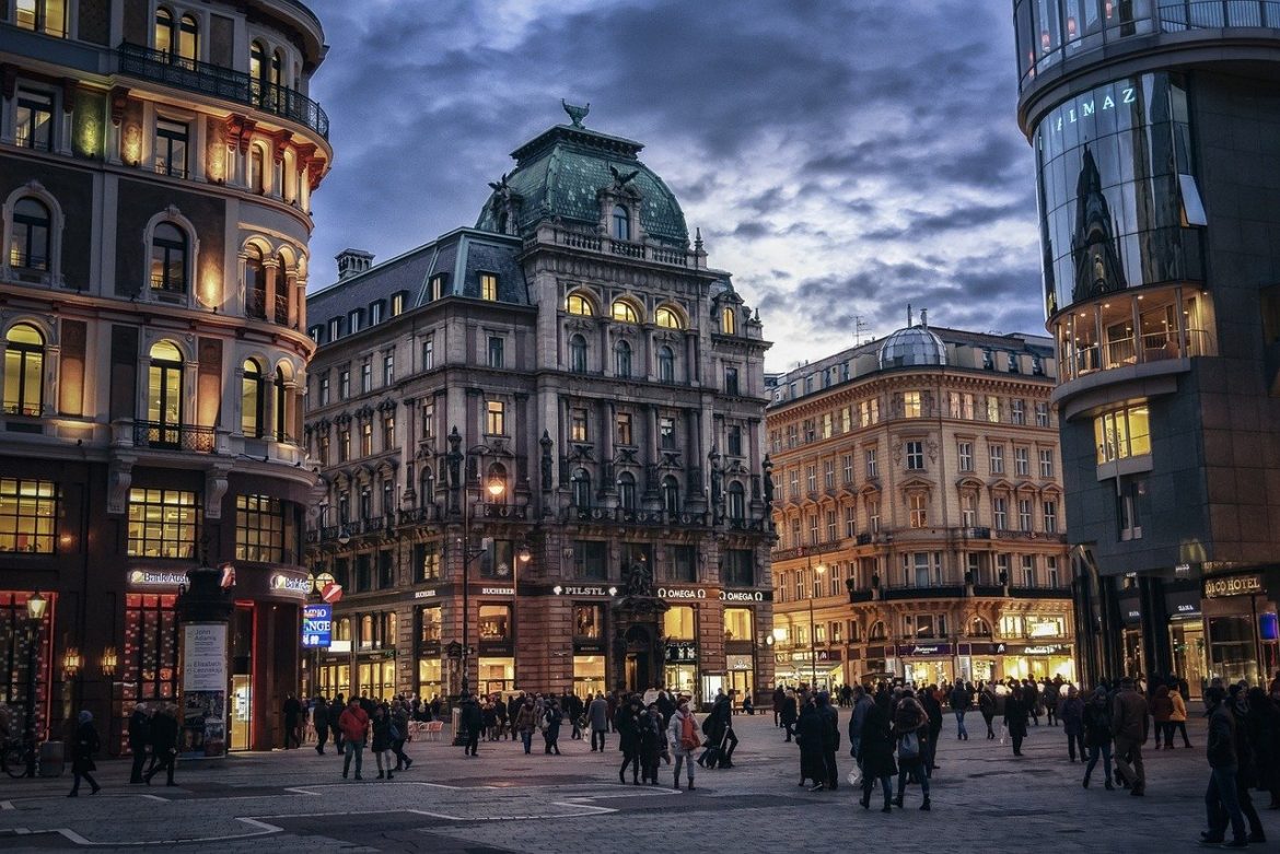 U Austriji od ponoći lokadun za nevakcinisane