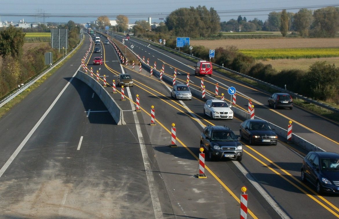 AMSS: Jak vetar utiče na stabilnost vozila u saobraćaju