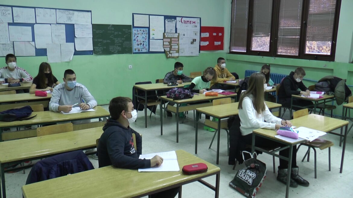 I sledeće nedelje neposredna nastava u svim školama u Srbiji