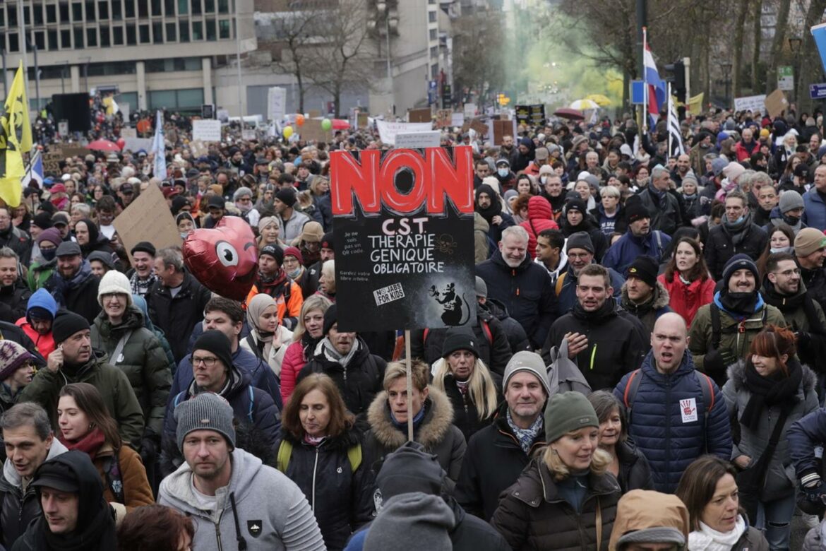 Protesti u Briselu protiv zdravstvenih restrikcija