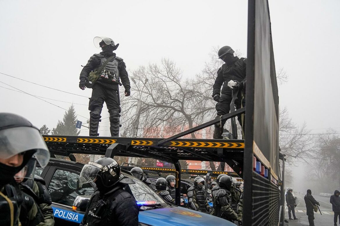 Kazahstan: Policija ubila desetine antivladinih pobunjenika