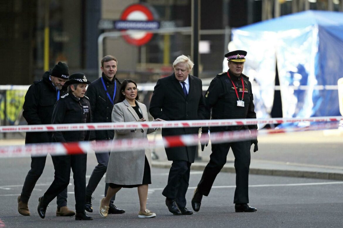 Londonska policija se uključuje u istragu o Džonsonu