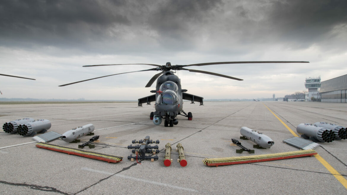 Helikopteri sa ruskim vojnicima sleteli na gradski aerodrom Nikolajeva