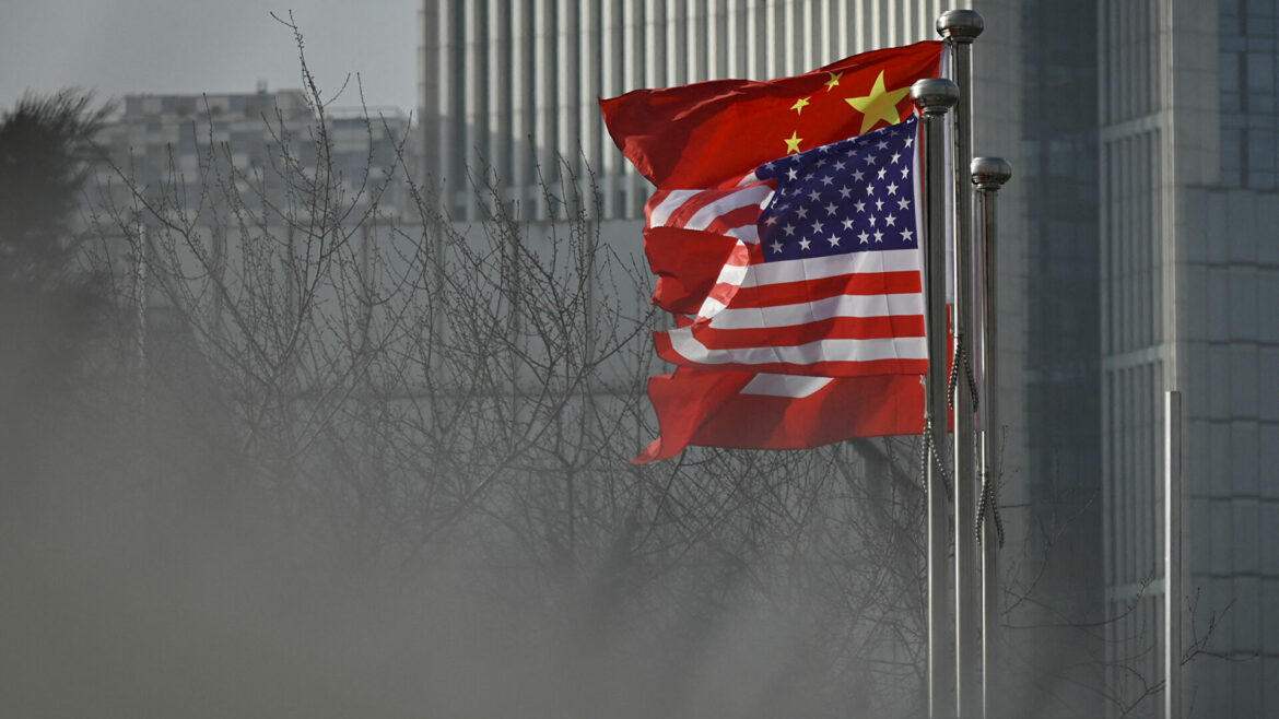 Sputnjik: Kina upozorava Ameriku da će zaštiti svoje kompanije i ljude ugrožene sankcijama Rusiji