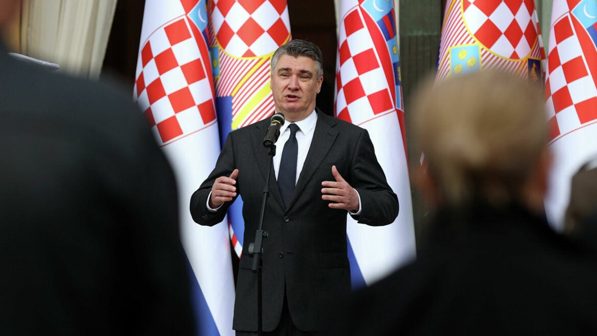 Predsednik Hrvatske zabranio prelete vojnih aviona iznad gradova