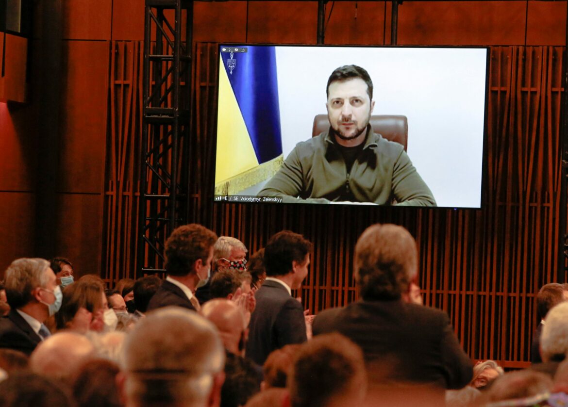Kijevska nezavisnost: Rusija hakuje ukrajinski TV kanal i emituje lažnu izjavu Zelenskog
