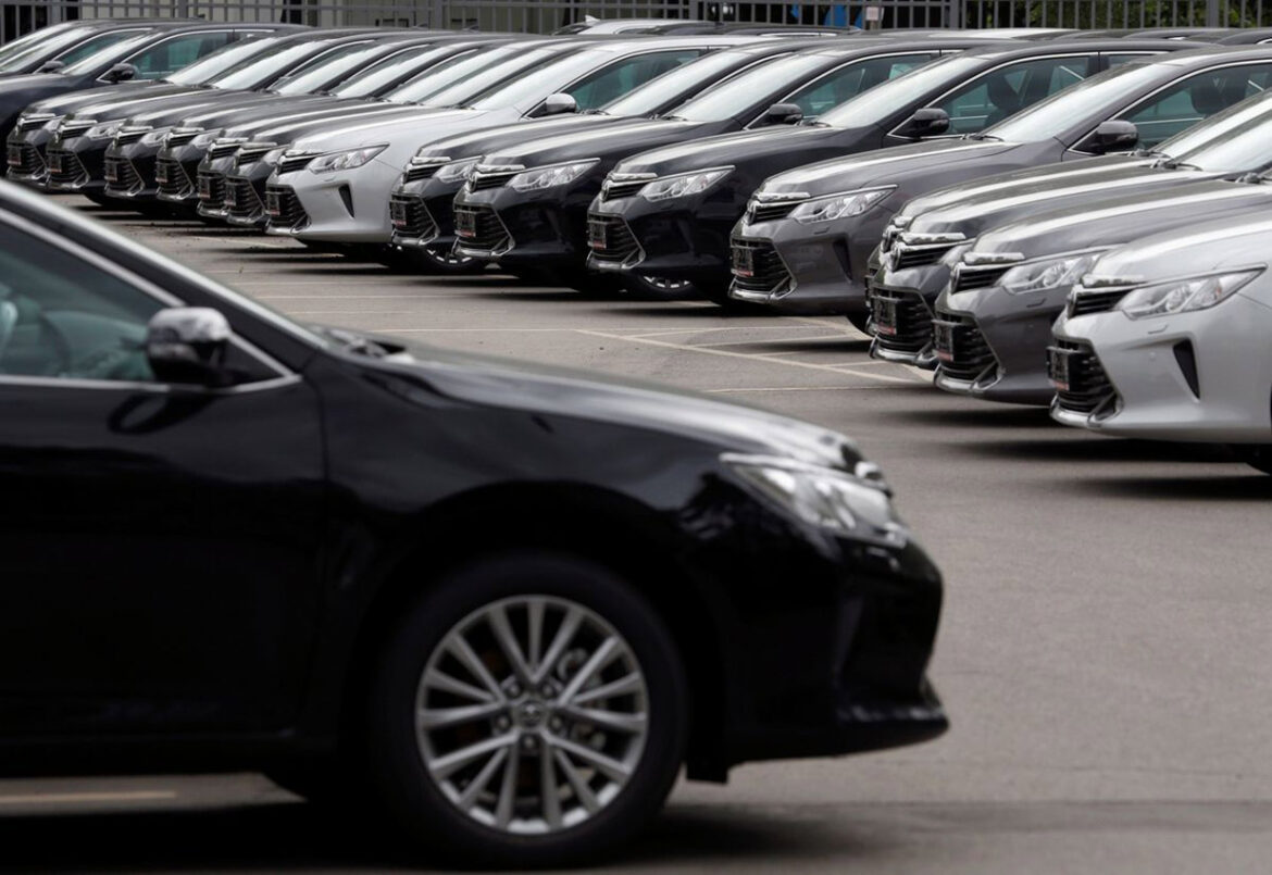 Japanski proizvođači automobila pridružuju se globalnim firmama u zaustavljanju proizvodnje, izvoza u Rusiju