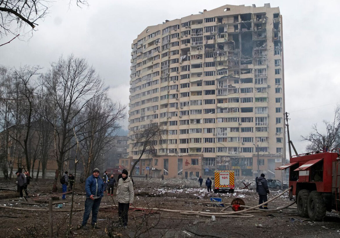 Rusija bombardovala stambeni kompleks u Černihovu