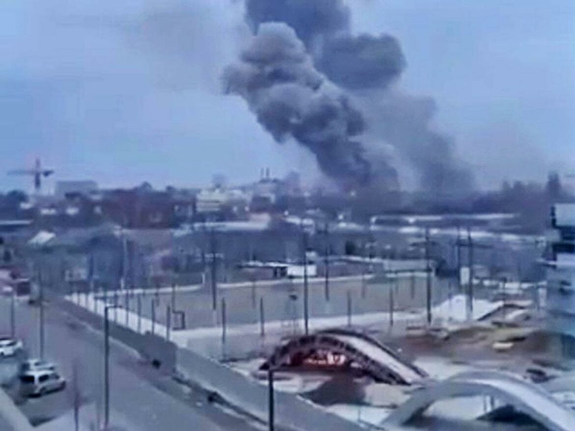 Dve osobe poginule u napadu na fabriku aviona u Kijevu