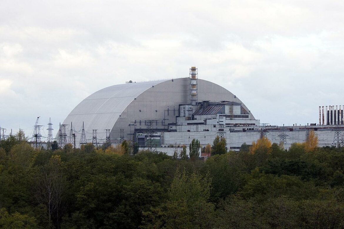 Černobilska elektrana ponovo se priključila na nacionalnu električnu mrežu, saopštio je nuklearni nadzornik UN