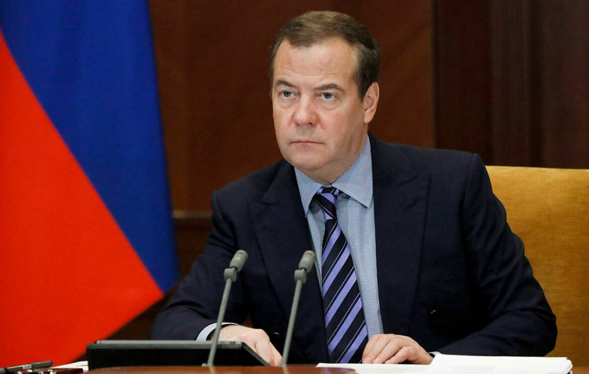 Medvedev: Rastuća pretnja od direktnog sukoba Rusije i NATO