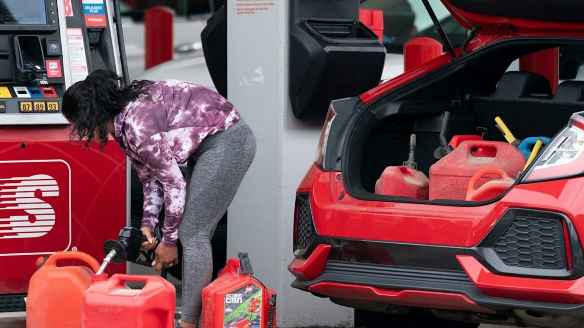 Americi preti skok cene goriva i do 5 dolara po galonu