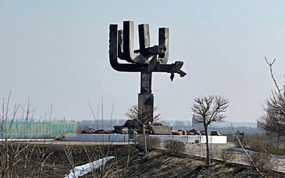 Kuleba osudio ruski udar na spomenik holokaustu u blizini Harkova