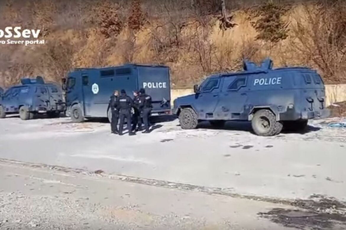 Mediji: Specijalci krenuli ka severu zbog protesta, Kosovska policija demantuje