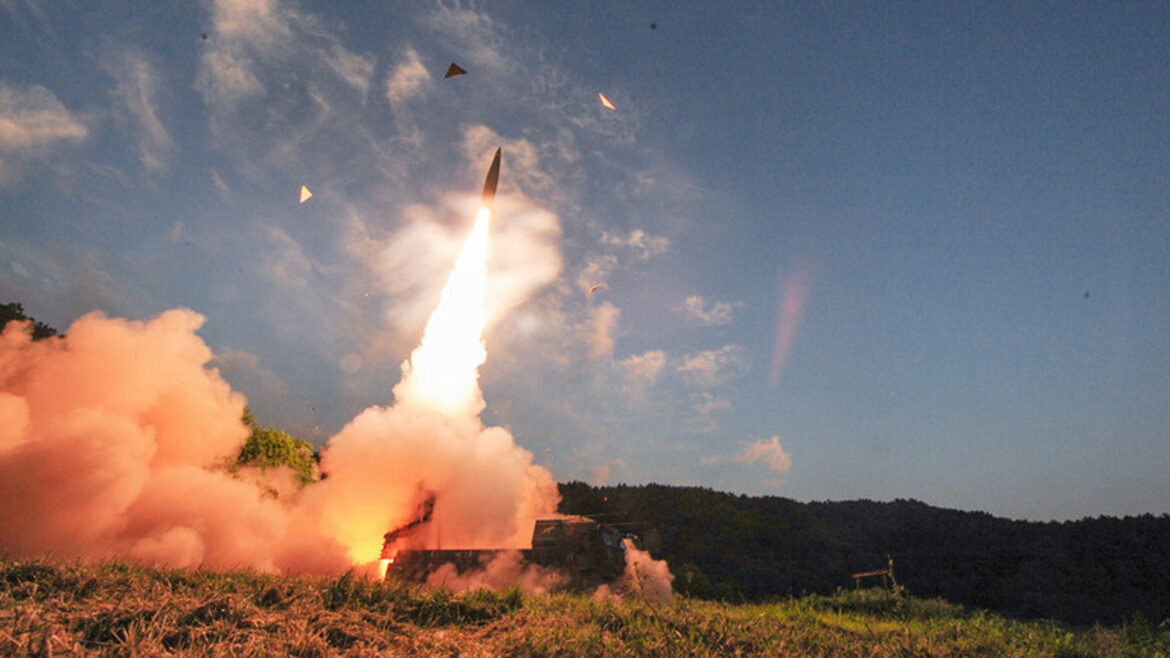 Južna Koreja lansirala rakete kao odgovor na severno testiranje