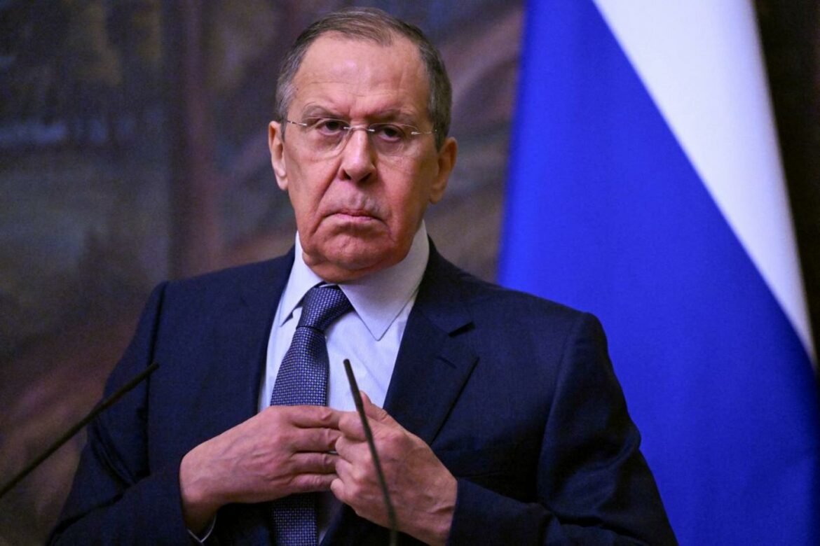 Lavrov najavio uvođenje viza „neprijateljskim zemljama“