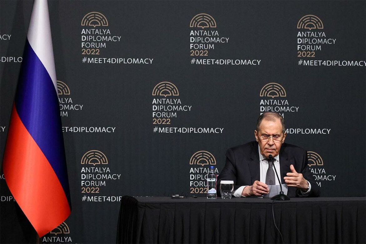 Lavrov razgovarao u Antaliji o zaštiti nuklearnih objekata u Ukrajini