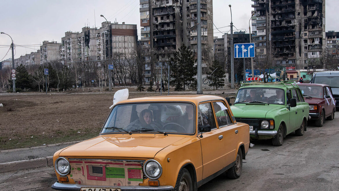 Ono što Rusija radi Mariupolju „pamtiće se vekovima“, kaže Zelenski