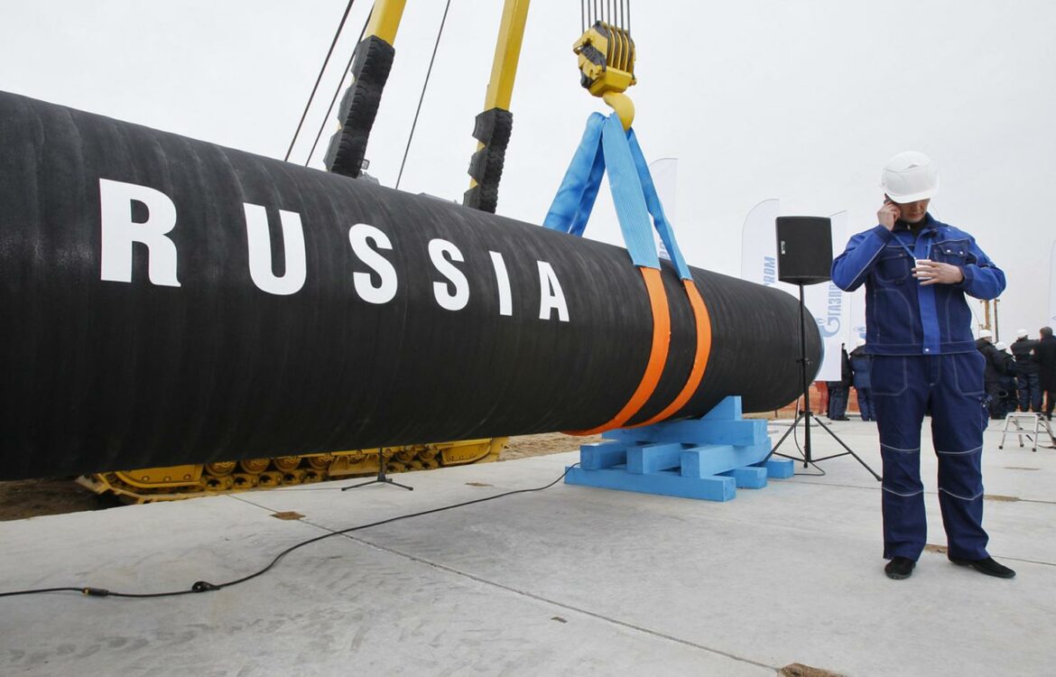 SAD potpuno zabranila uvoz ruske nafte, gasa i uglja