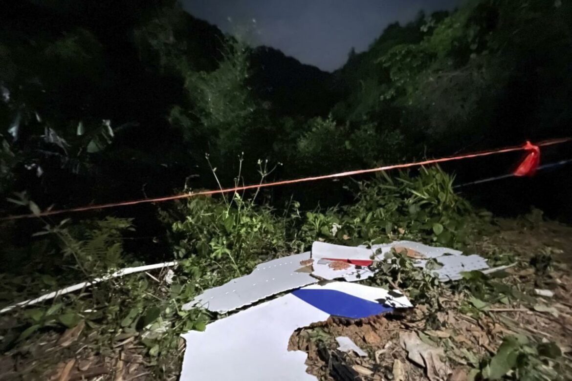Pronađena olupina kineskog aviona, nema preživelih